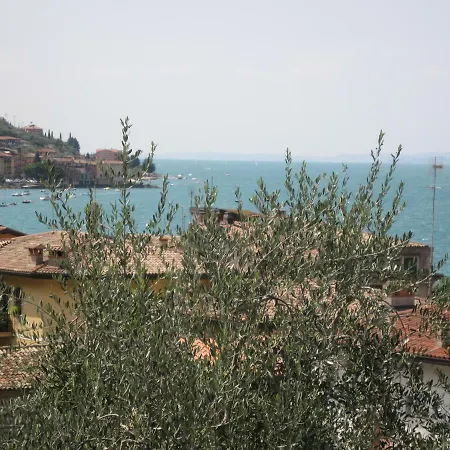Residenza Cristina 4*