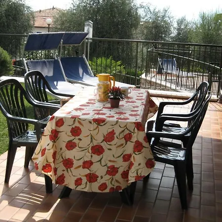 Residenza Cristina 브렌조네 술 가르다