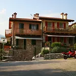 Residenza Cristina 4* 布雷佐内加尔达