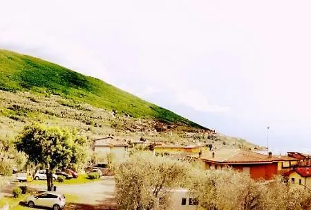 Residenza Cristina 布雷佐内加尔达